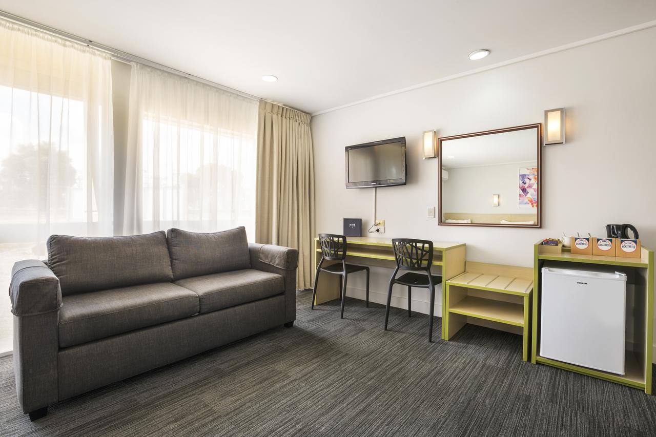 ไนท์แคป แอท คูลารู โฮเต็ล Hotel Coolaroo ภายนอก รูปภาพ