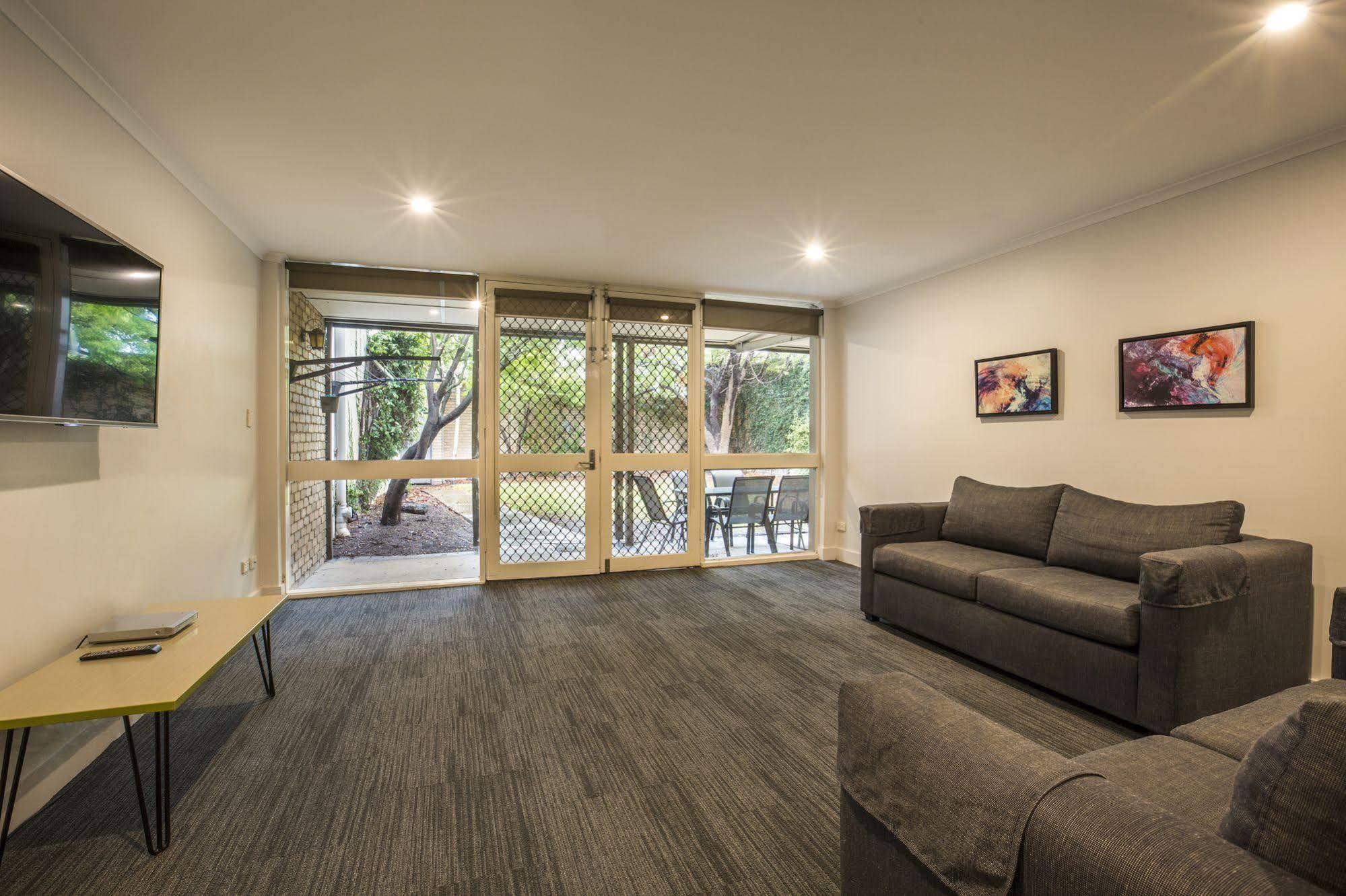 ไนท์แคป แอท คูลารู โฮเต็ล Hotel Coolaroo ภายนอก รูปภาพ