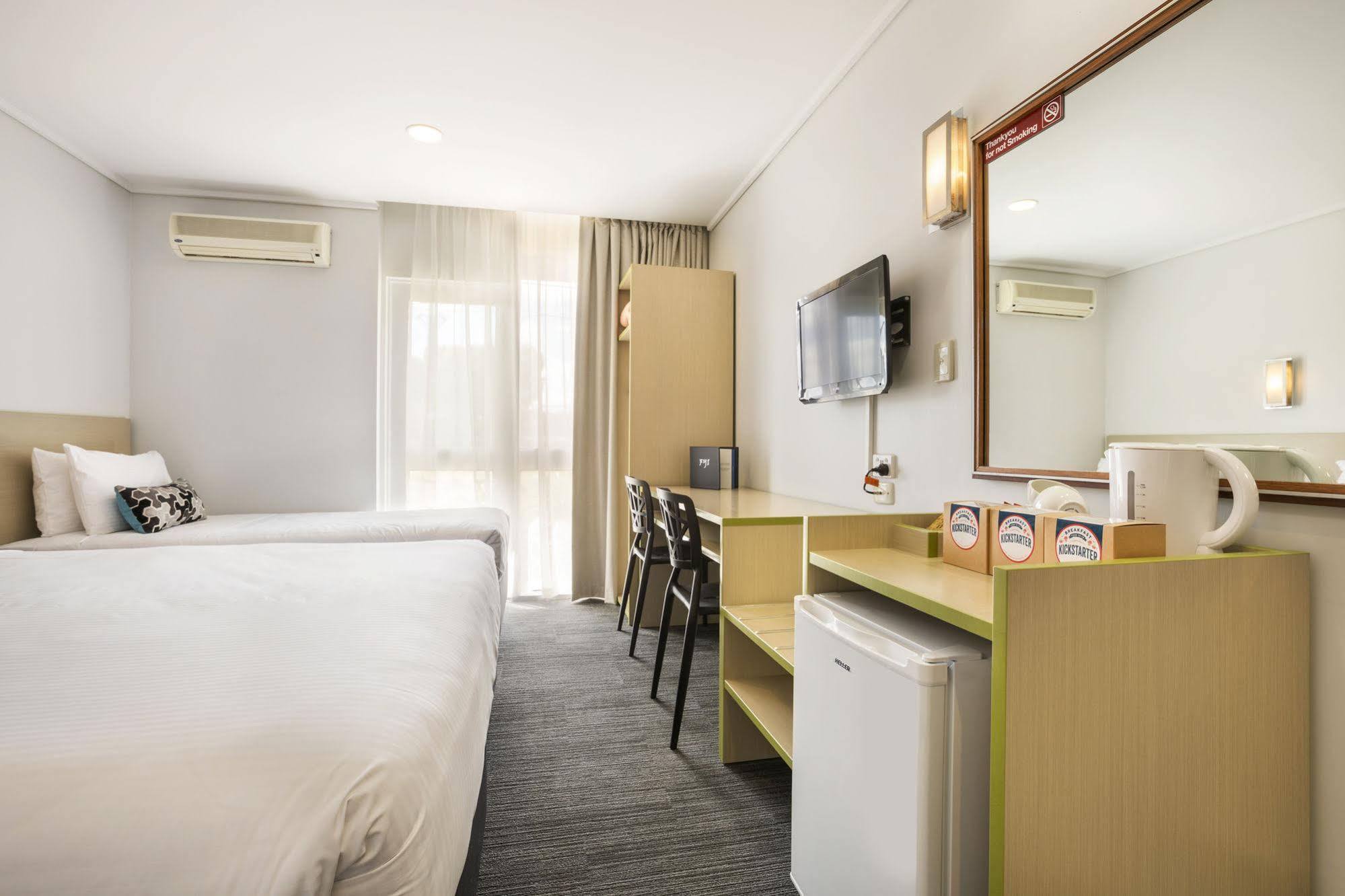 ไนท์แคป แอท คูลารู โฮเต็ล Hotel Coolaroo ภายนอก รูปภาพ