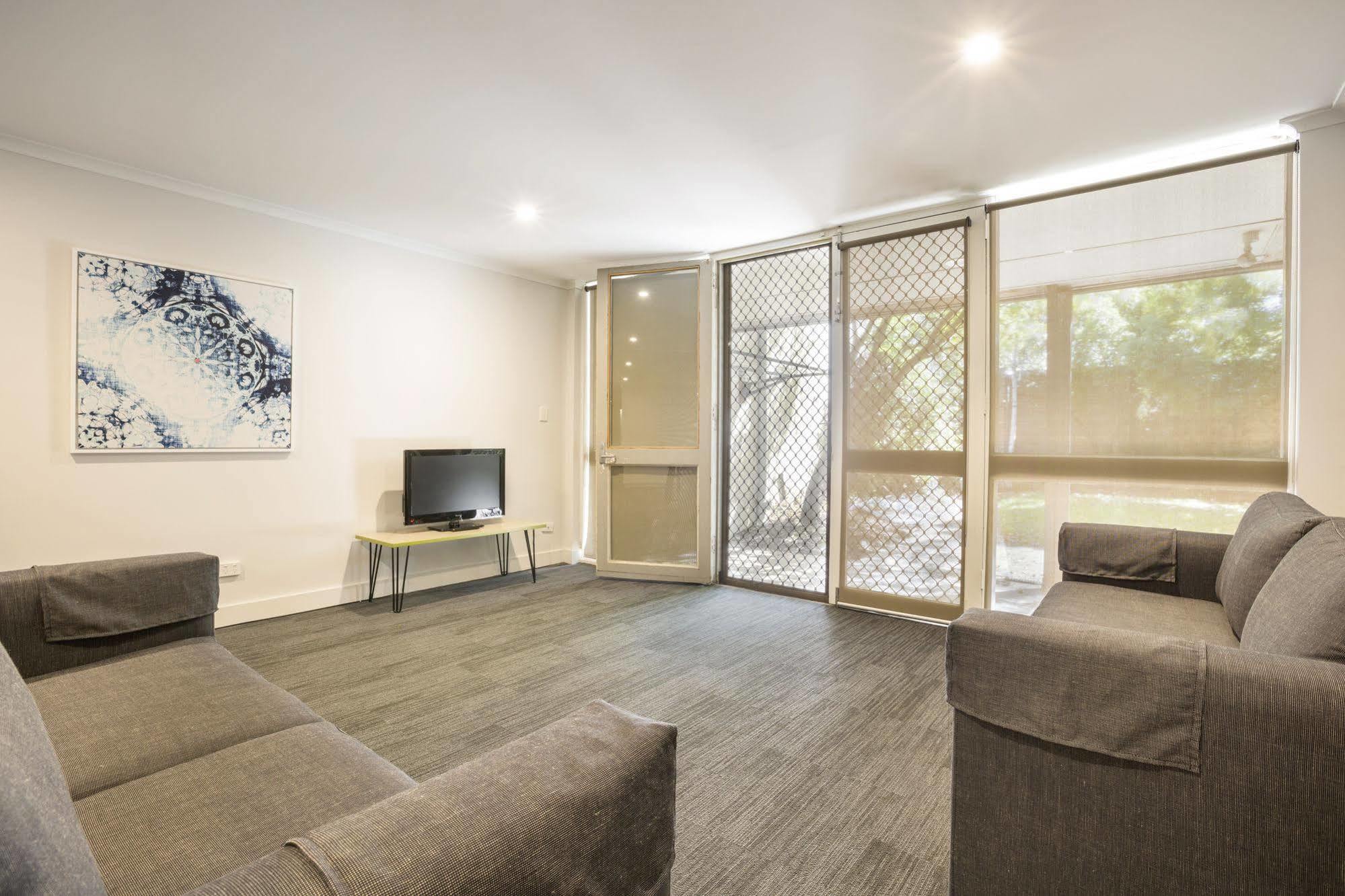 ไนท์แคป แอท คูลารู โฮเต็ล Hotel Coolaroo ภายนอก รูปภาพ