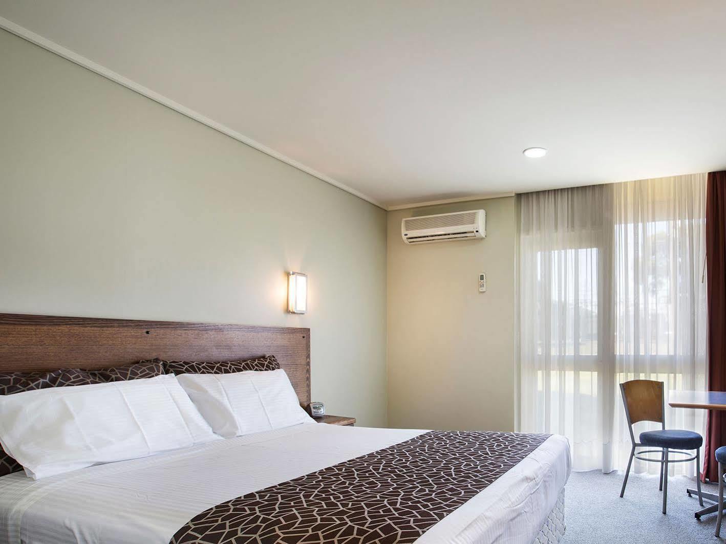 ไนท์แคป แอท คูลารู โฮเต็ล Hotel Coolaroo ภายนอก รูปภาพ